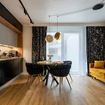 W Karkonoszach - Klimatyzacja, Widok Na Sniezke, Obok Aquaparku, Blisko Do Wang Appartement *